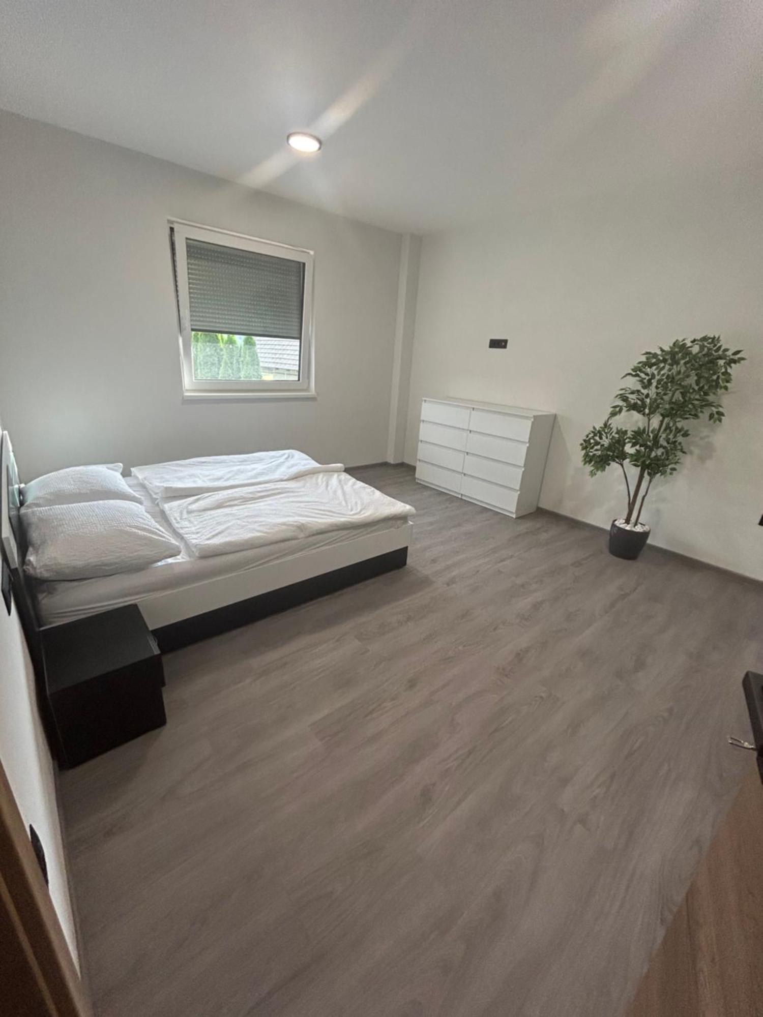 Apartments Ema Бохин Екстериор снимка