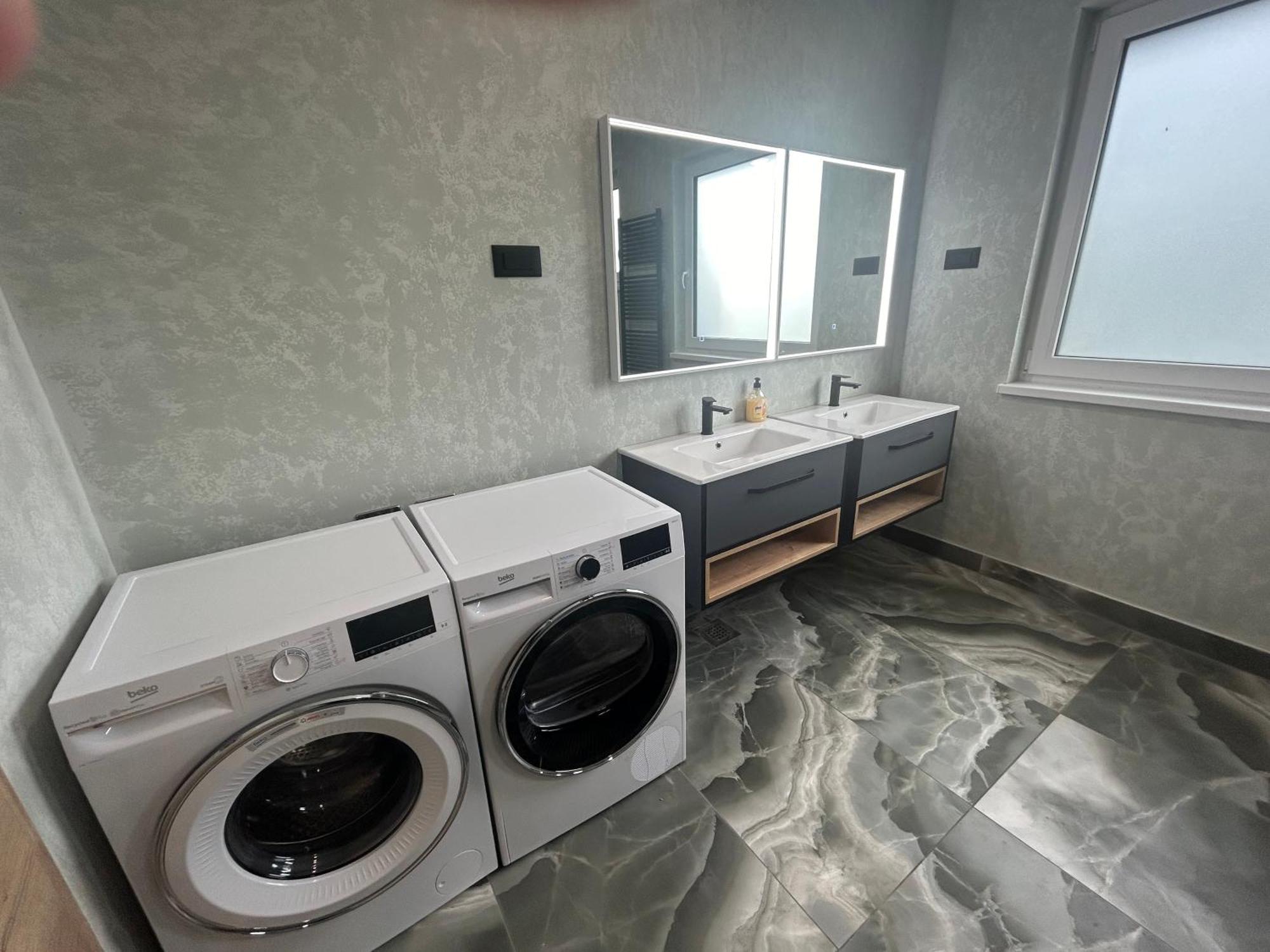 Apartments Ema Бохин Екстериор снимка